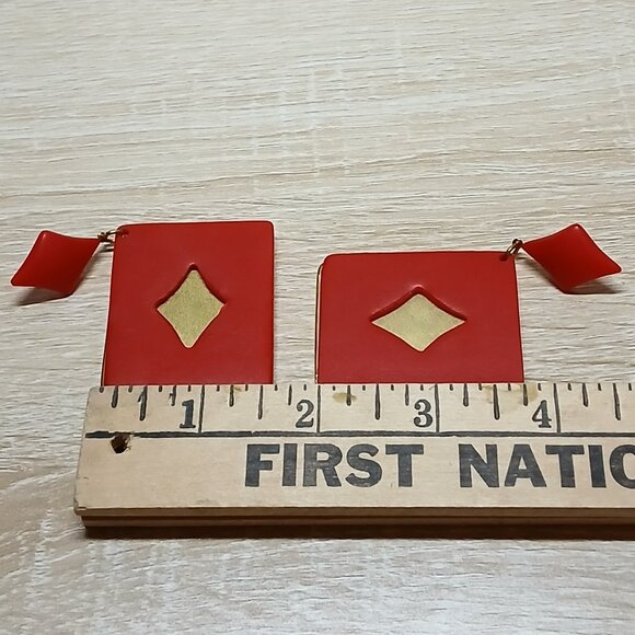 Large Red & Gold Tone Plastic Book Stud Earrings Vintage Jewelry #91 - Picture 3 of 11
